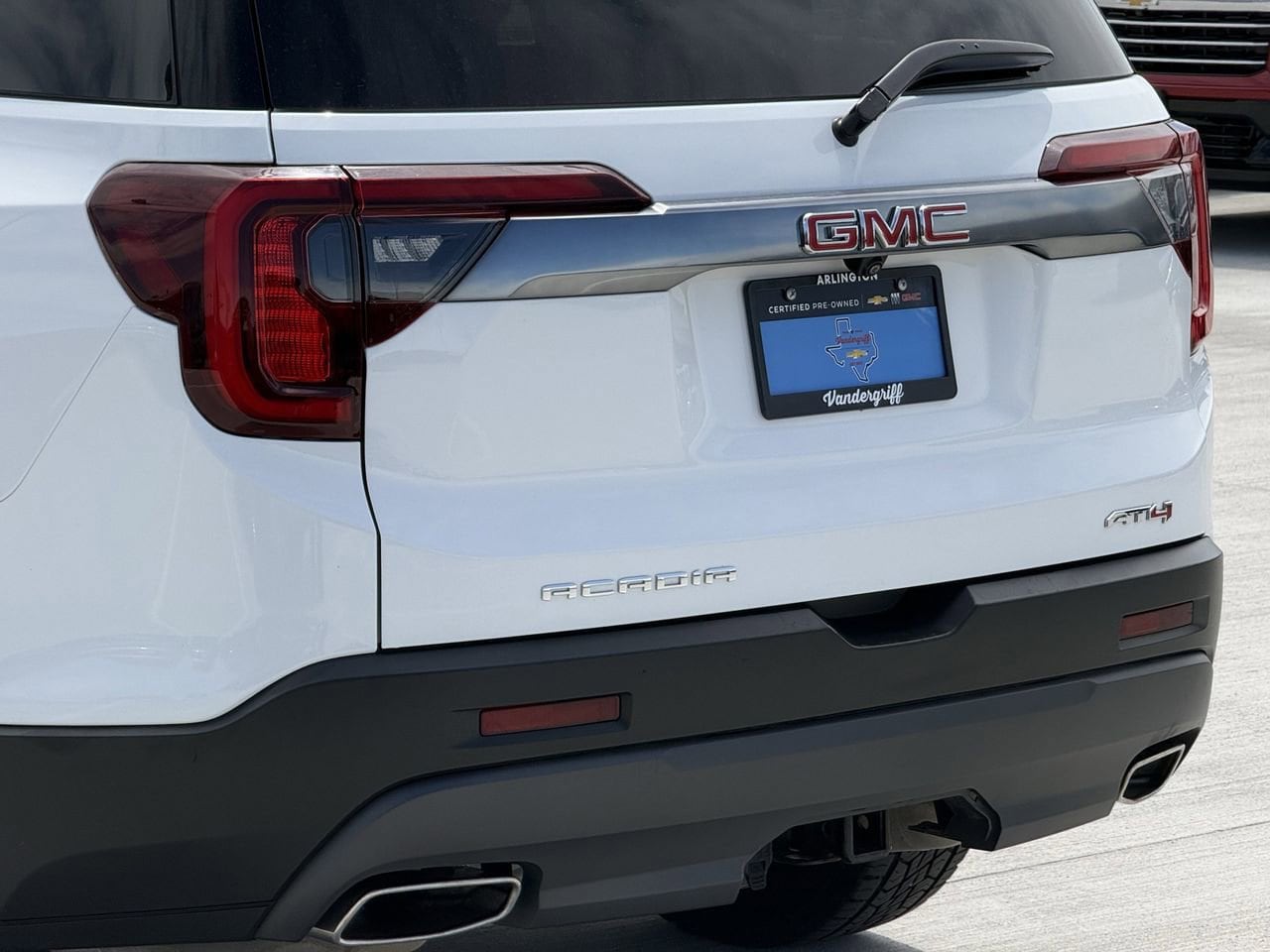 2023 GMC Acadia AT4 - Photo 6