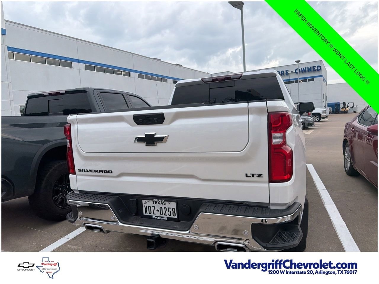 2025 Chevrolet Silverado 1500 LTZ - Photo 10