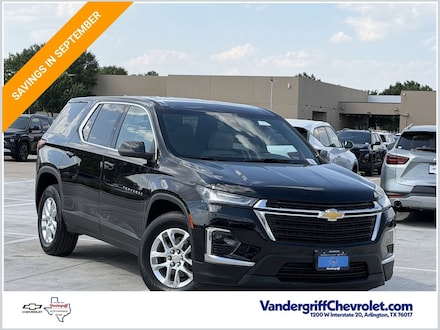 2023 Chevrolet Traverse LS SUV