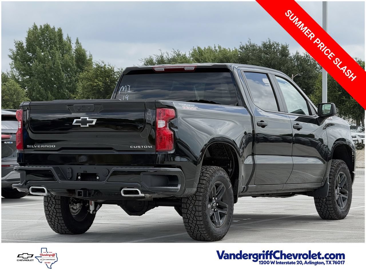 2026 Chevrolet Silverado 1500 Custom Trail Boss - Photo 4