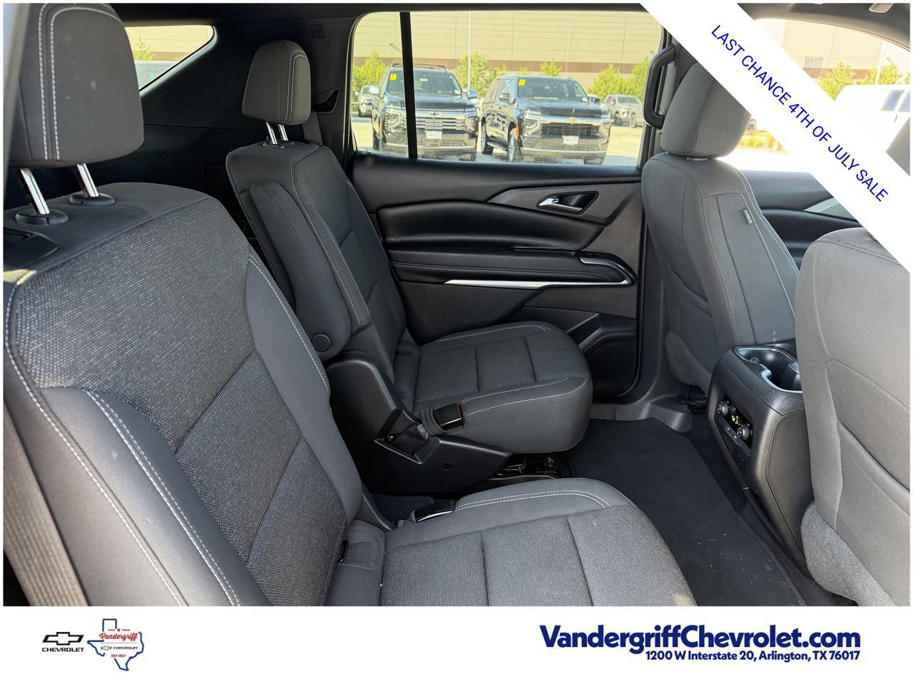 2025 Chevrolet Traverse LT - Photo 26