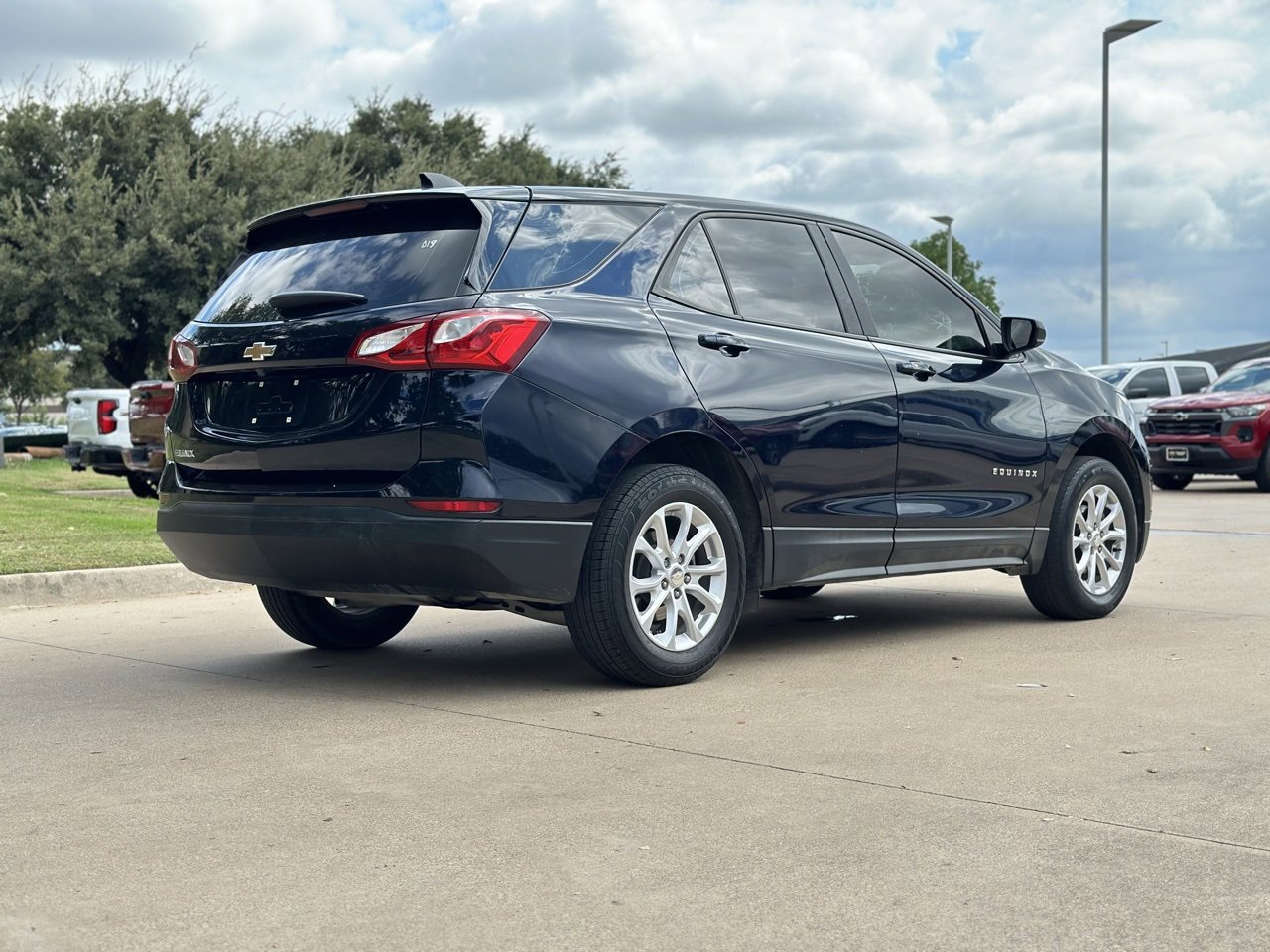 Used 2020 Chevrolet Equinox LS with VIN 3GNAXHEV3LS673839 for sale in Arlington, TX