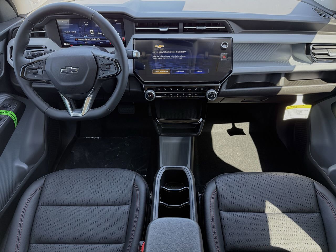 2027 Chevrolet Bolt RS - Photo 10