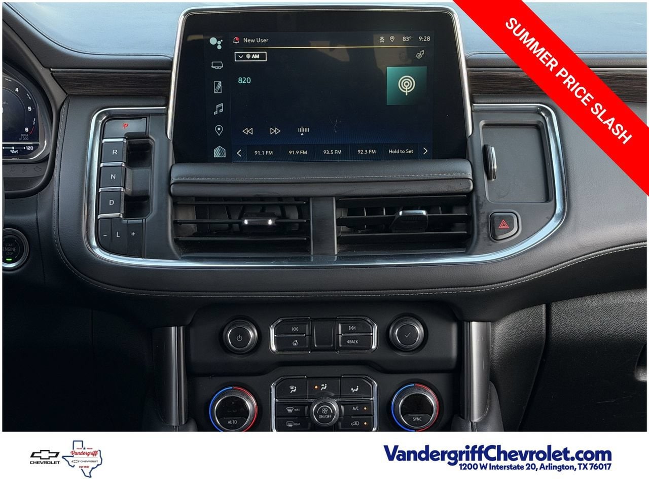 2024 Chevrolet Suburban LT - Photo 17
