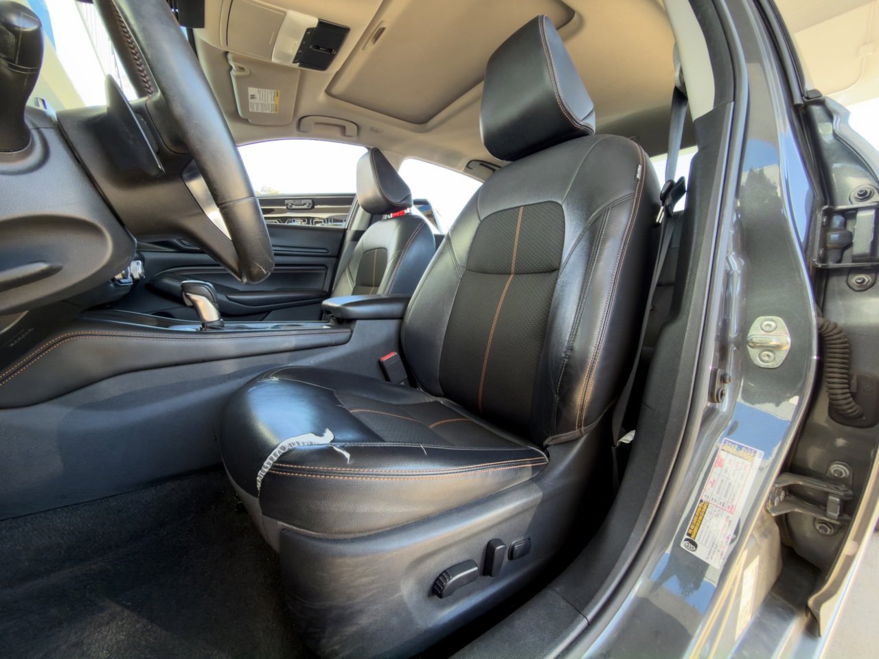 2020 Nissan Altima SR photo 4