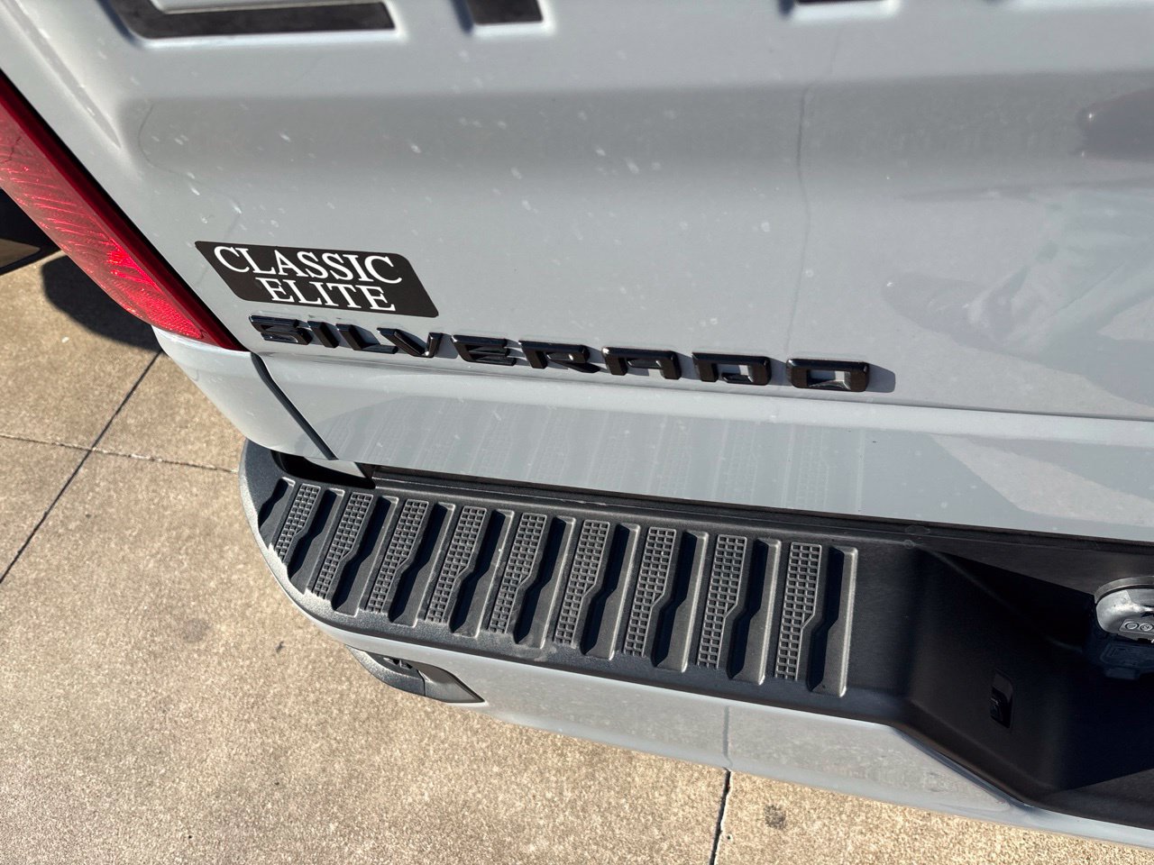2024 Chevrolet Silverado 1500 Custom - Photo 12