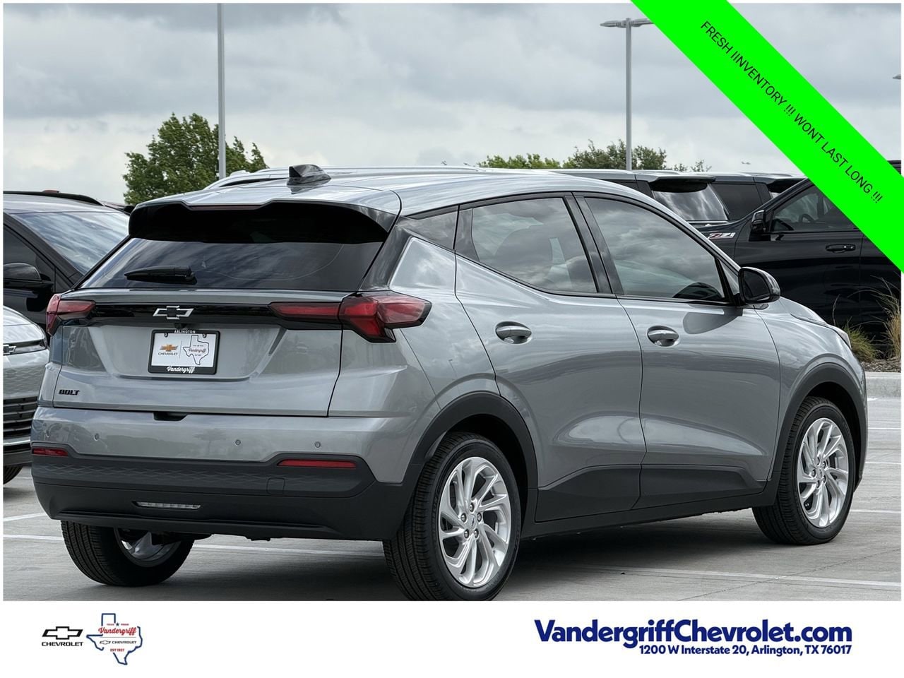 2027 Chevrolet Bolt LT - Photo 4