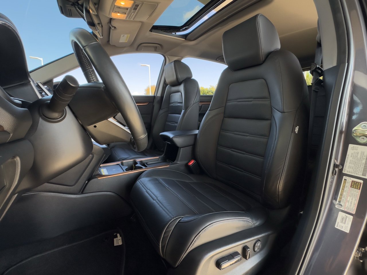 2020 Honda CR-V Touring photo 2