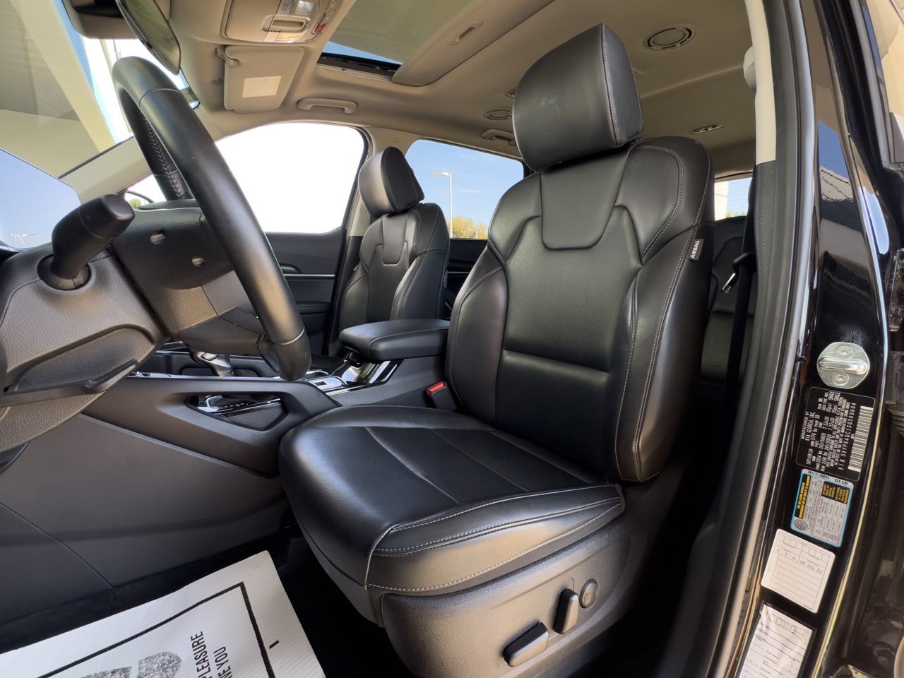2025 Kia Telluride S photo 3