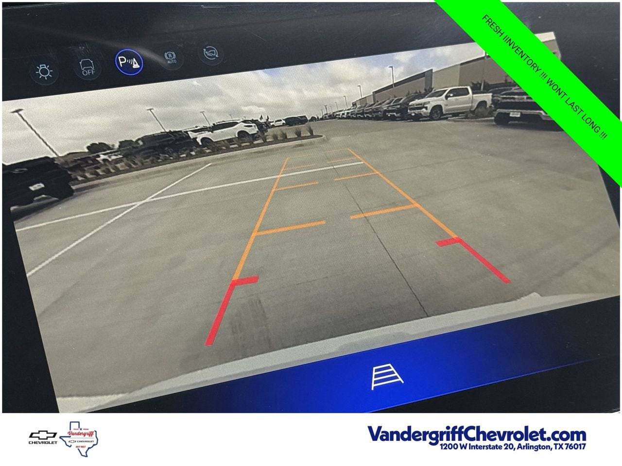 2027 Chevrolet Bolt LT - Photo 16
