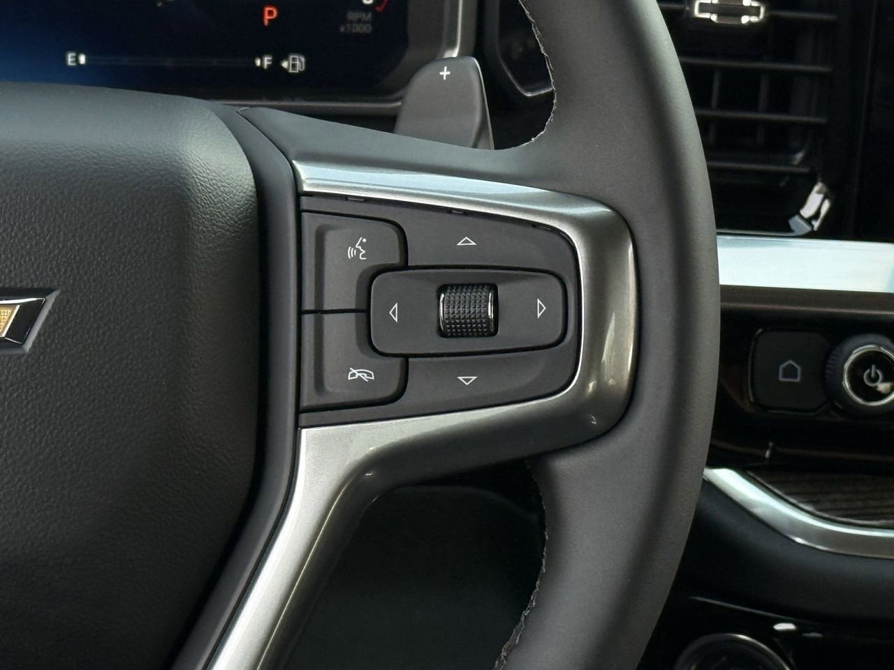 2026 Chevrolet Silverado 1500 LT - Photo 15