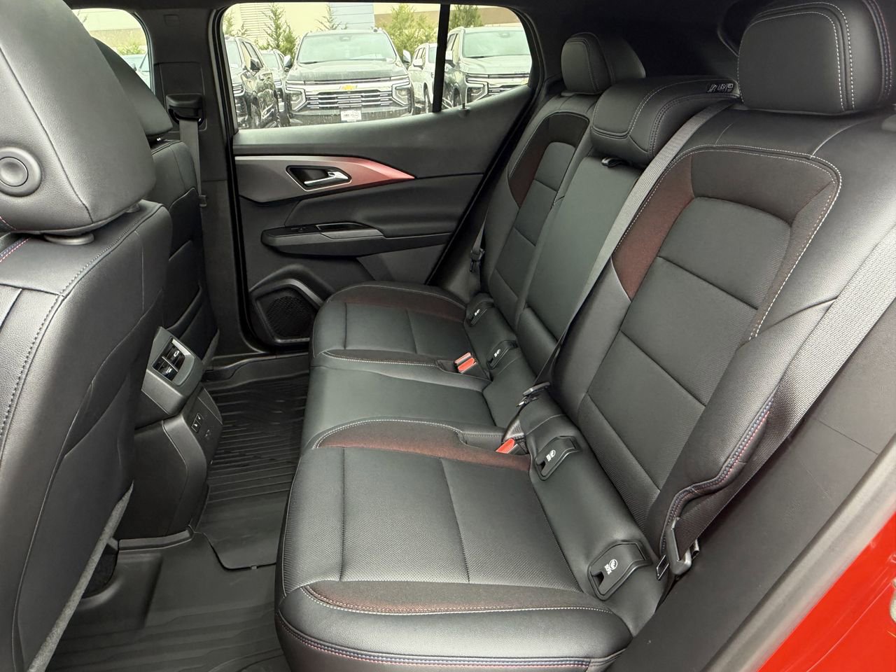 2026 Chevrolet Equinox EV RS - Photo 25