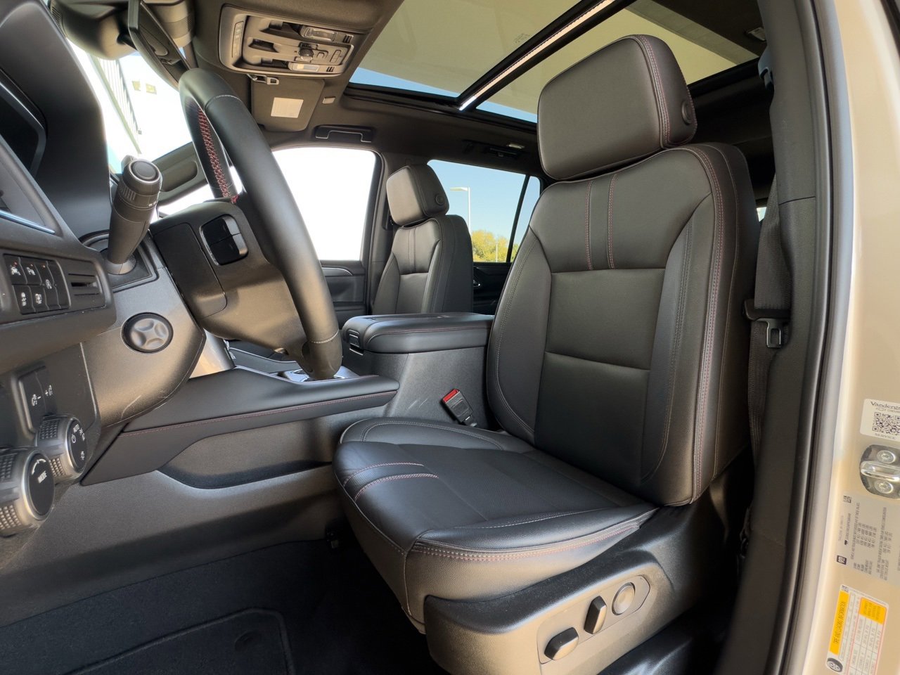 2023 Chevrolet Tahoe RST photo 4