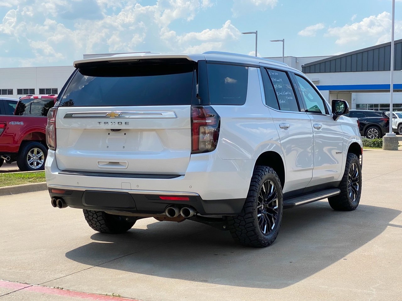 2021 Chevrolet Tahoe High Country photo 2