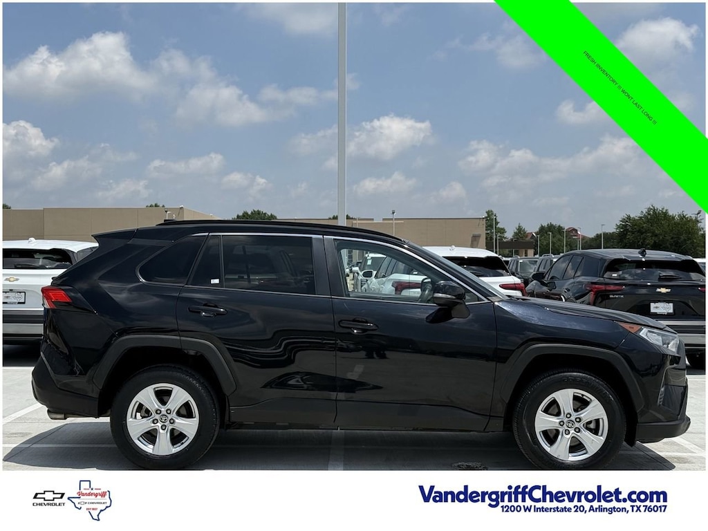 Used 2021 Toyota RAV4 XLE SUV