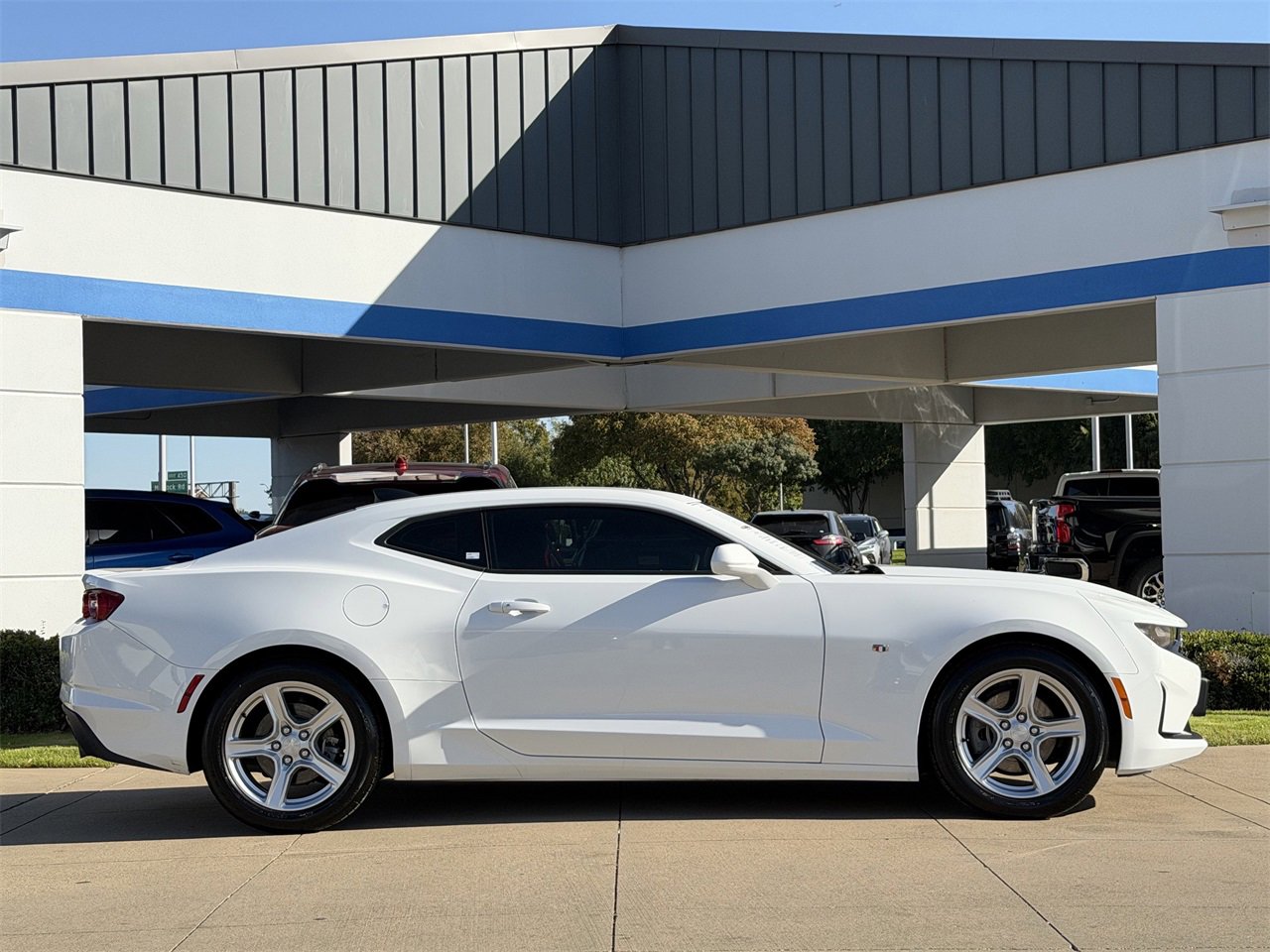 2024 Chevrolet Camaro 2LT photo 3