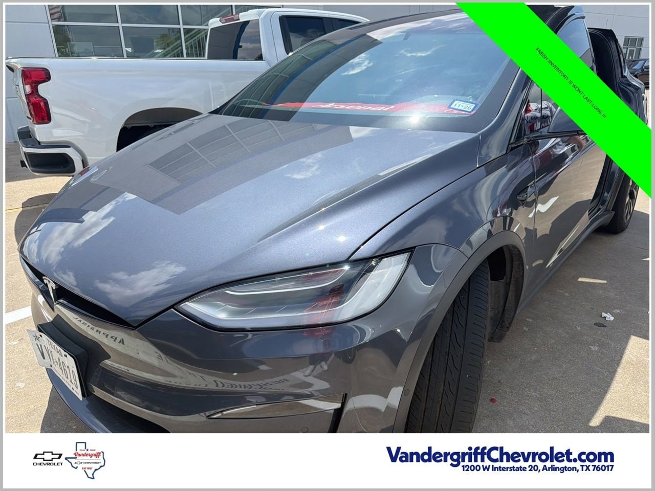 2022 Tesla Model X Long Range's photo