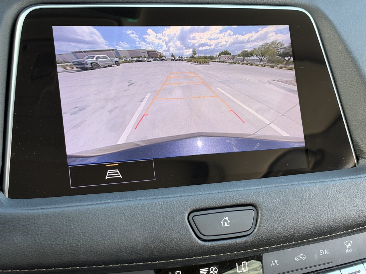 2023 Cadillac XT4 Luxury - Photo 17