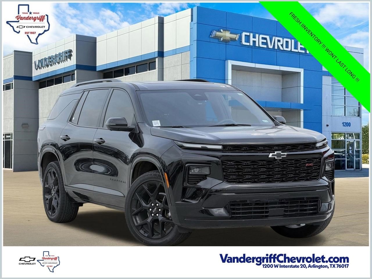 2024 Chevrolet Traverse FWD RS's photo