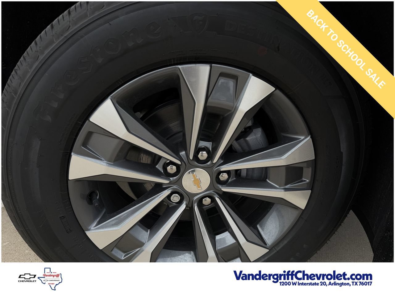 2027 Chevrolet Equinox LT - Photo 9