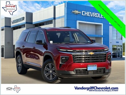 2025 Chevrolet Traverse LT SUV