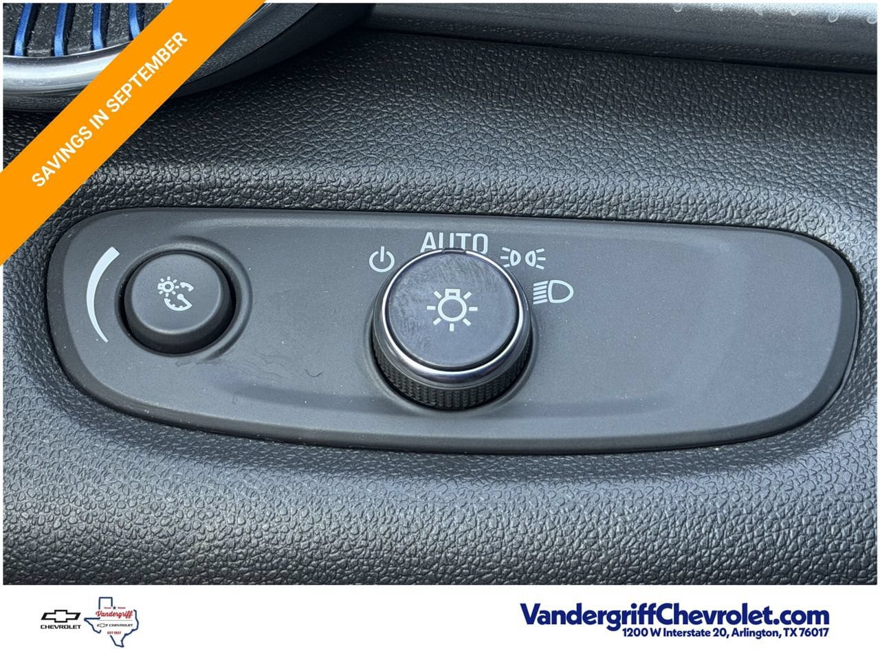 2025 Chevrolet Trax LT - Photo 21