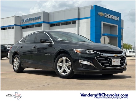 2025 Chevrolet Malibu LS Sedan