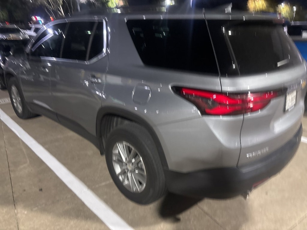 Certified 2023 Chevrolet Traverse LT Cloth SUV