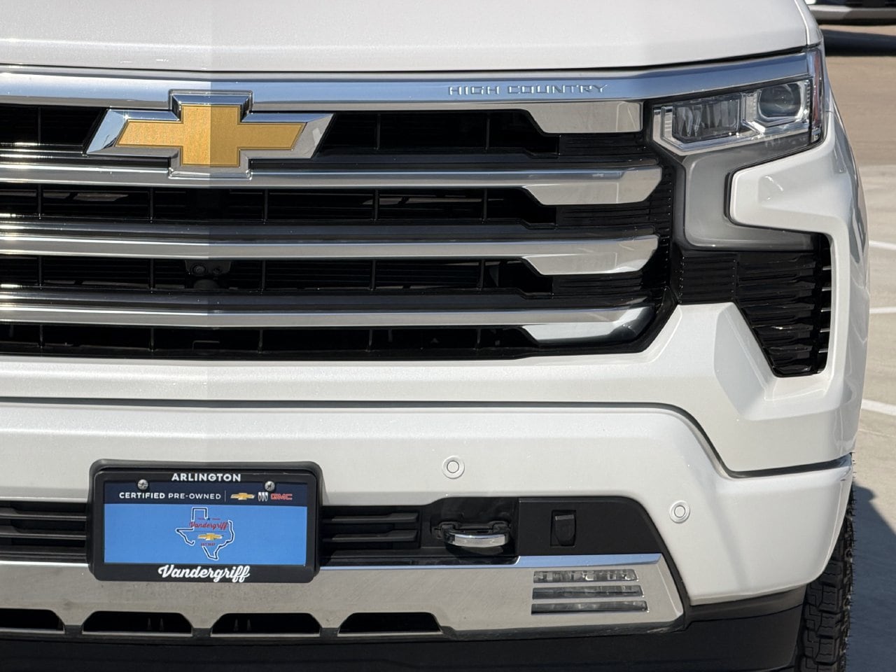 2023 Chevrolet Silverado 1500 High Country - Photo 8