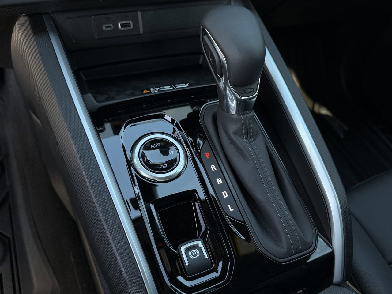 2026 Chevrolet Colorado LT - Photo 18