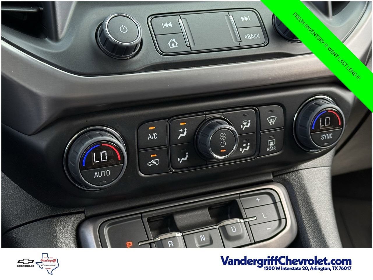 2023 GMC Acadia AT4 - Photo 18