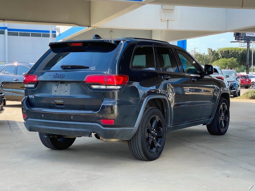 Used 2018 Jeep Grand Cherokee Upland SUV