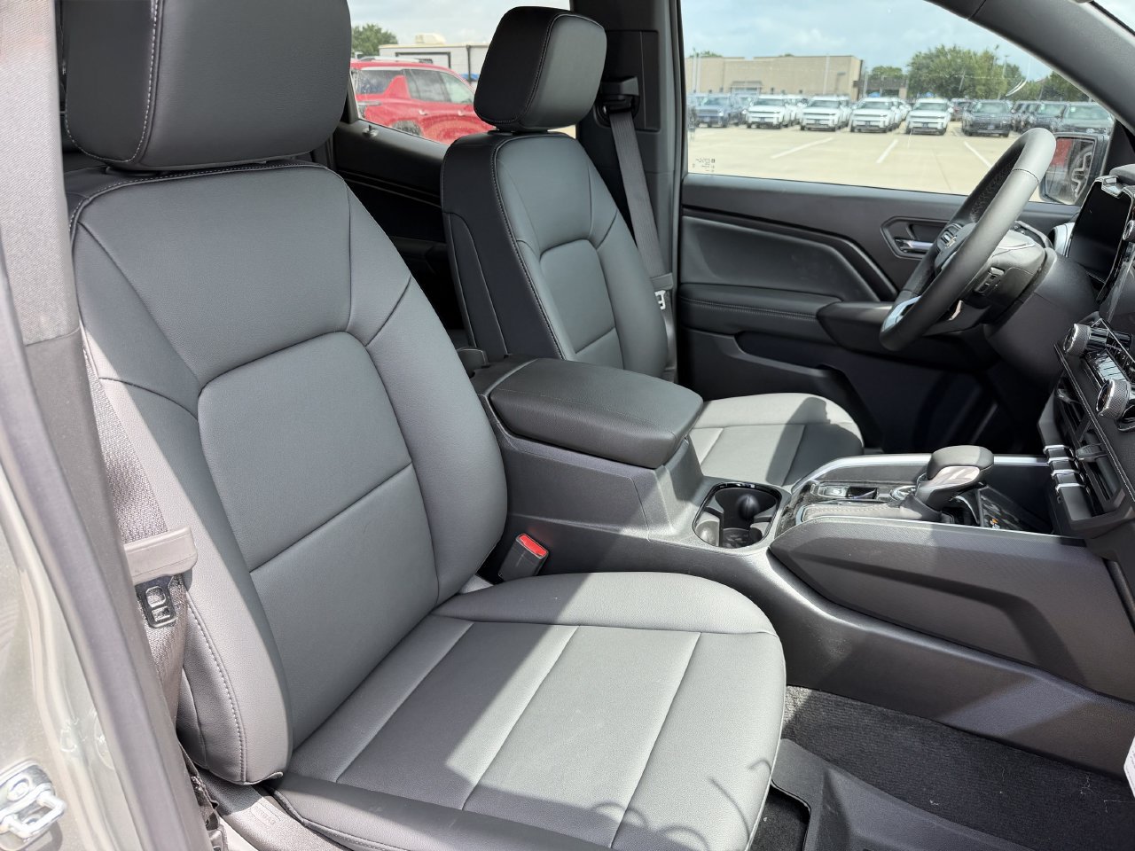 2026 Chevrolet Colorado LT - Photo 23
