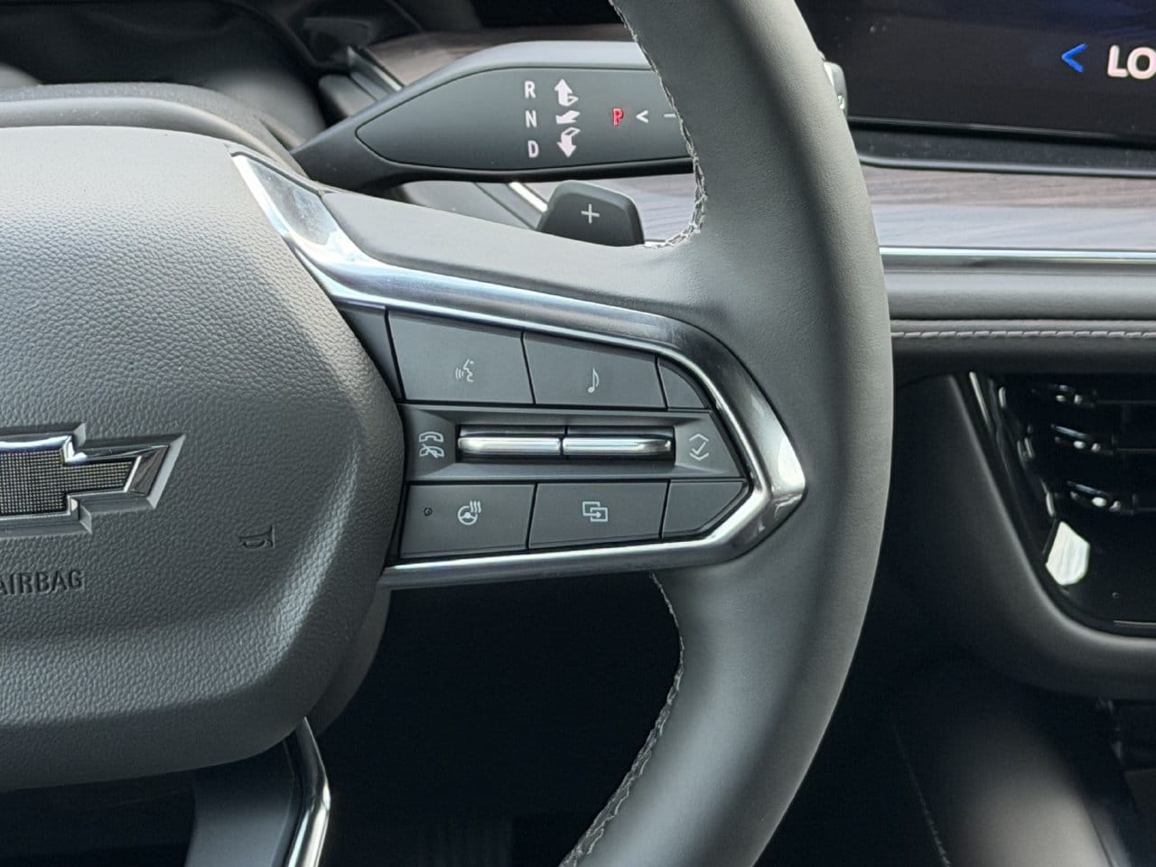 2026 Chevrolet Suburban Z71 - Photo 14