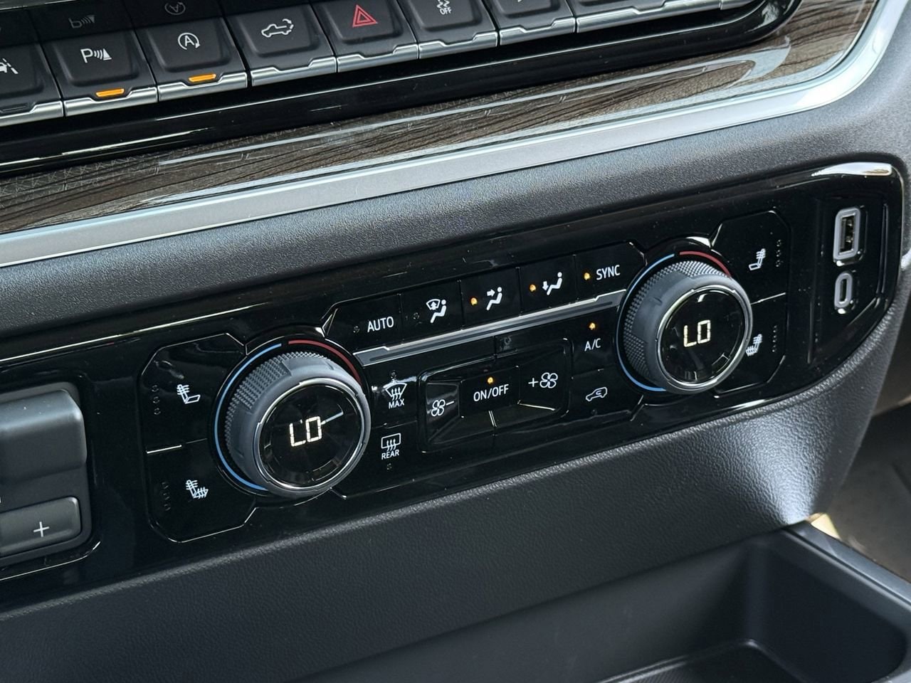 2026 Chevrolet Silverado 1500 RST - Photo 17