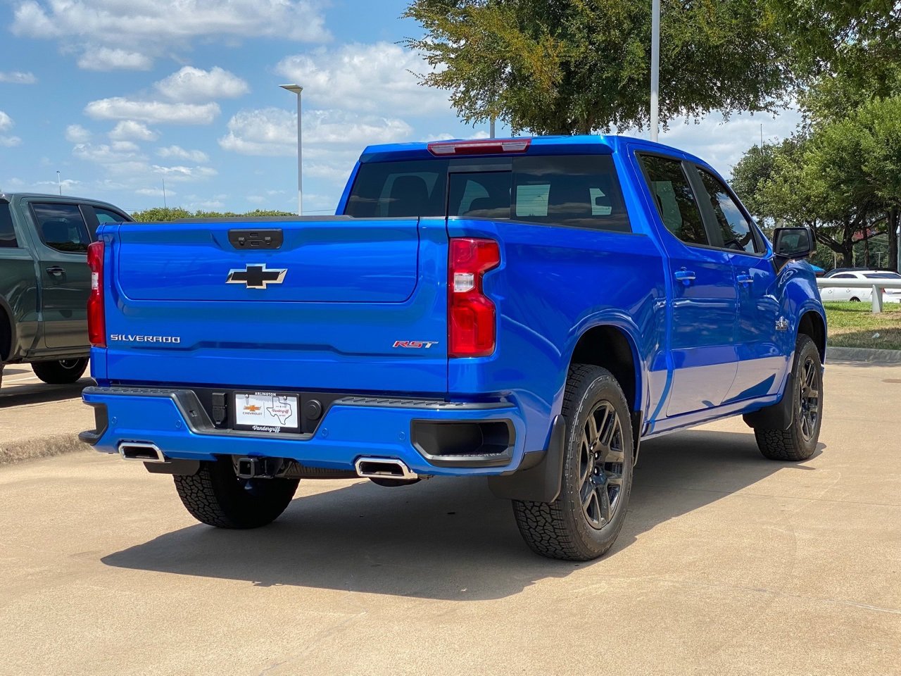 2025 Chevrolet Silverado 1500 RST photo 4