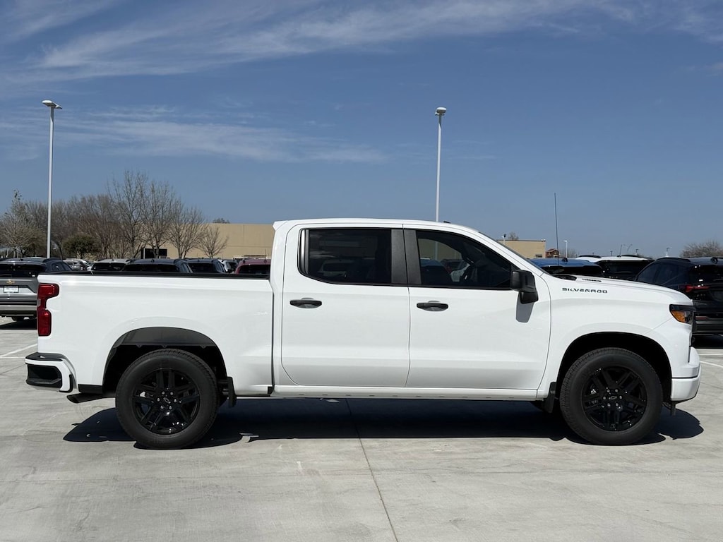 New 2026 Chevrolet Silverado 1500 Custom Truck Crew Cab