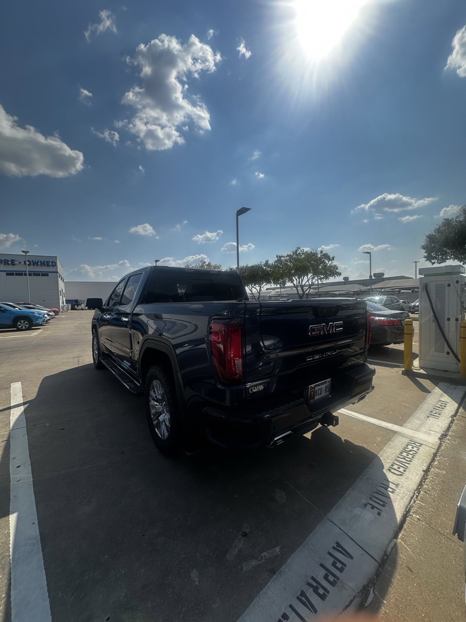 2022 Gmc Sierra 1500 Denali photo 2
