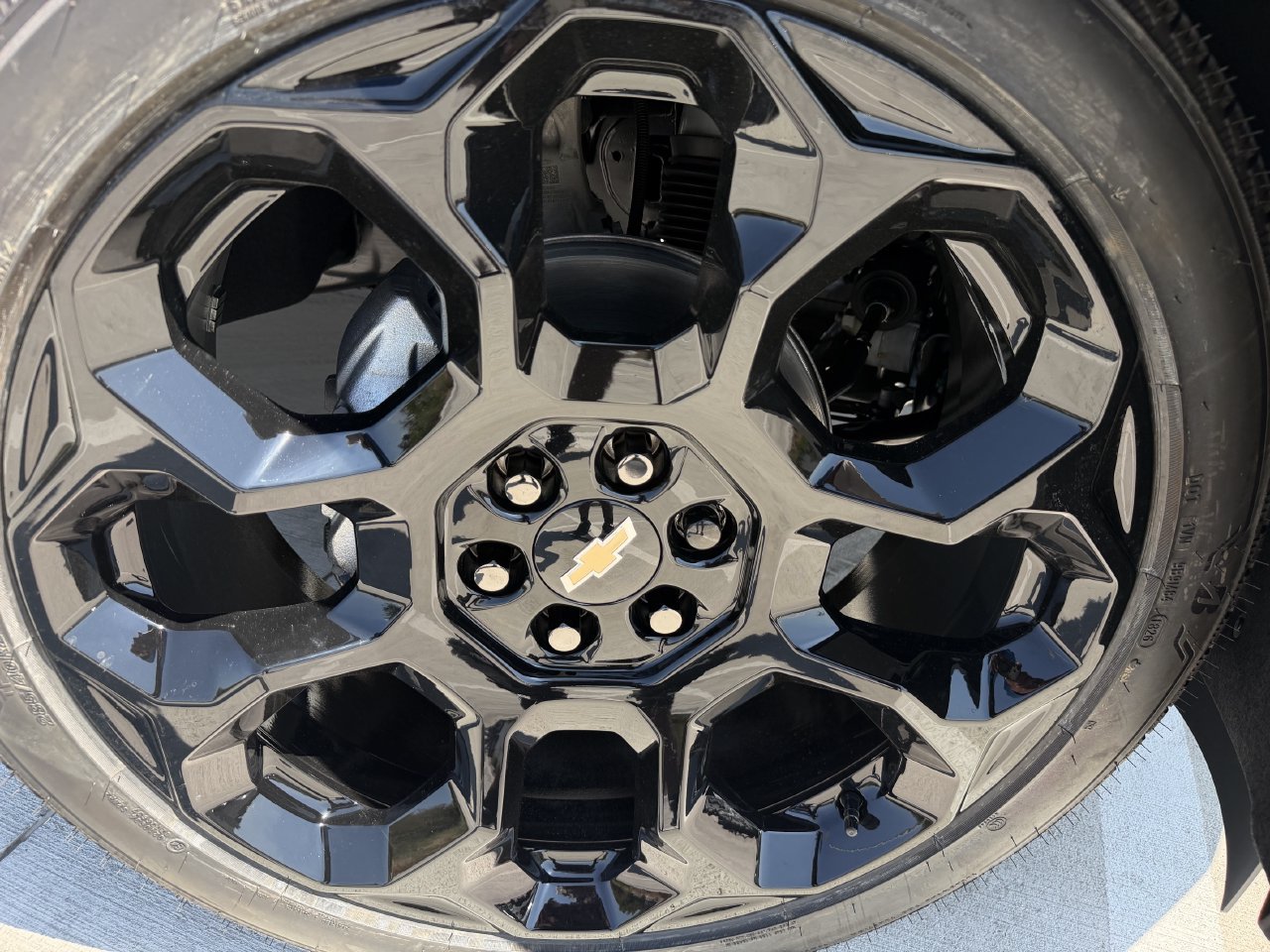 2026 Chevrolet Tahoe RST - Photo 9