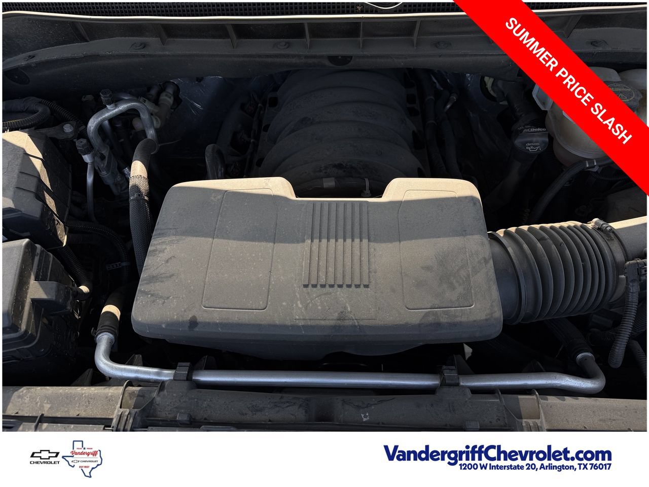 2024 Chevrolet Suburban LT - Photo 34