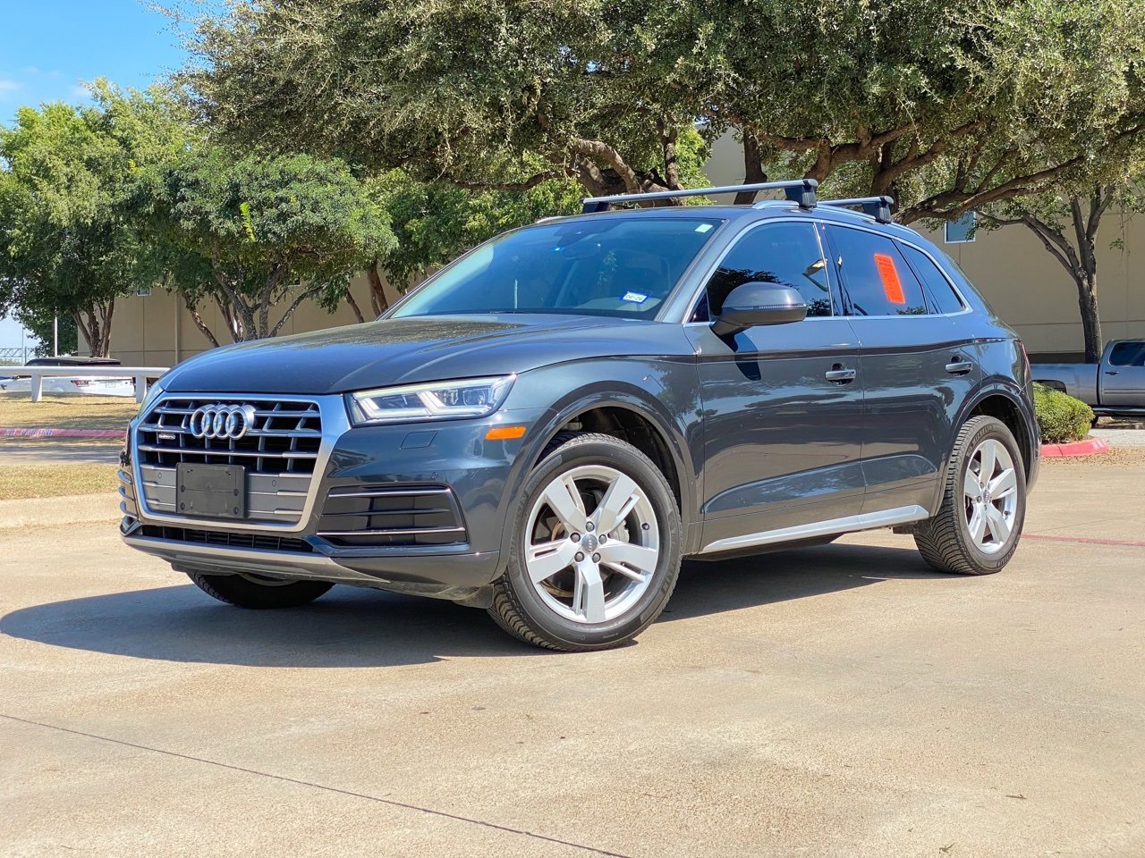 2019 Audi Q5 Premium Plus photo 2