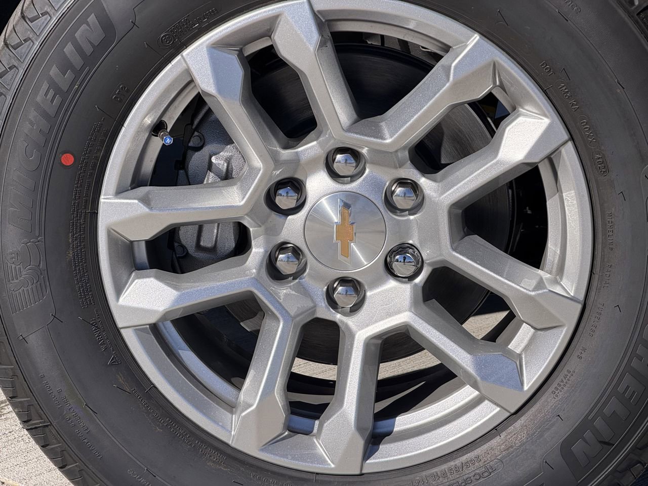2026 Chevrolet Silverado 1500 LT - Photo 9