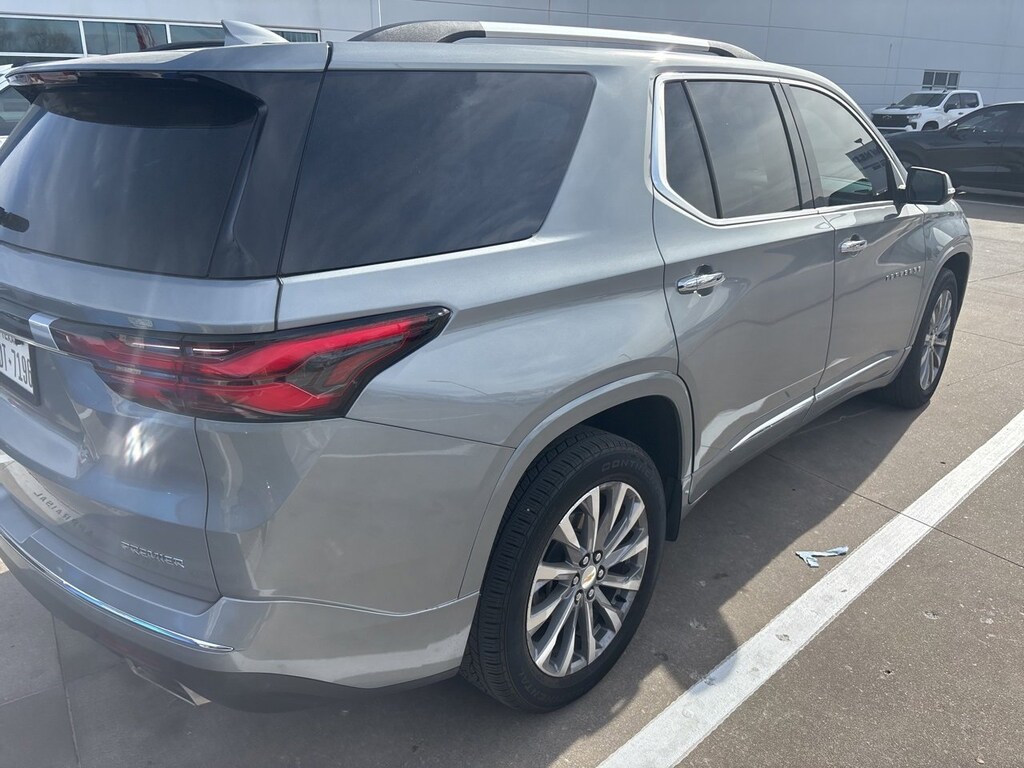 Used 2023 Chevrolet Traverse Premier SUV