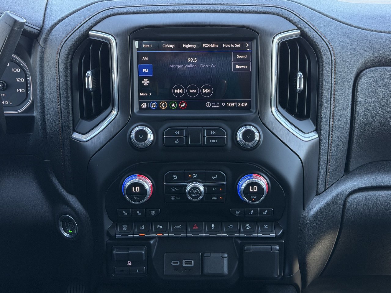 2023 GMC Sierra 3500HD AT4 - Photo 15