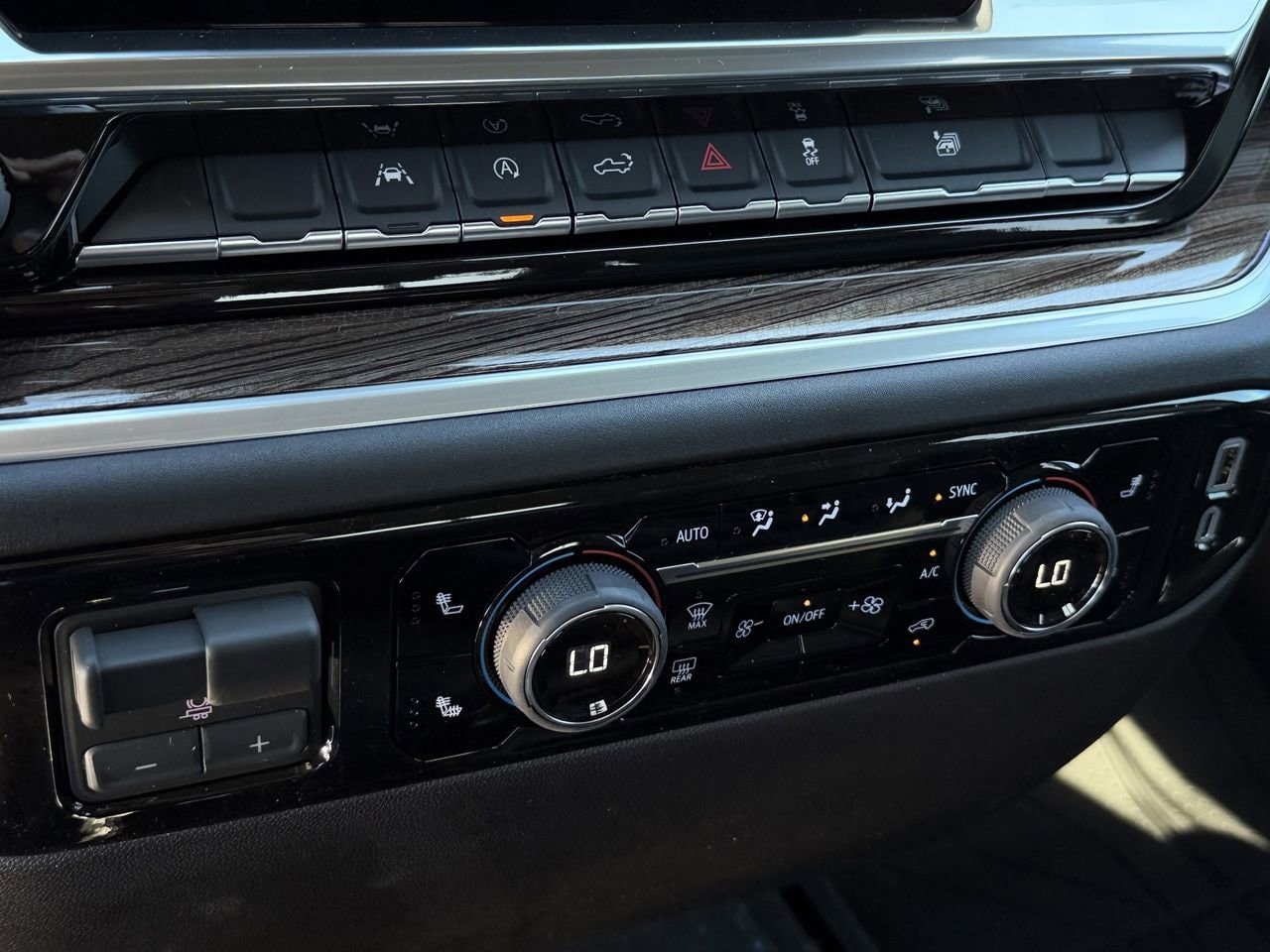 2026 Chevrolet Silverado 1500 LT - Photo 17
