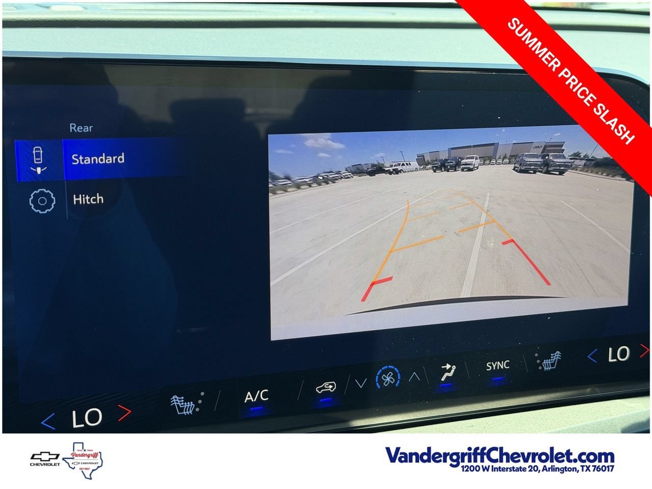 2026 Chevrolet Traverse LT - Photo 16