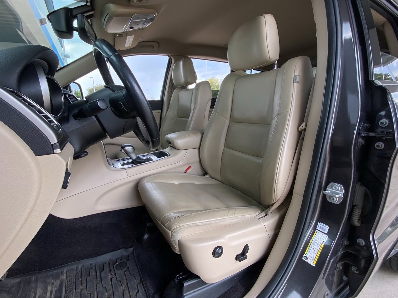 2019 Jeep Grand Cherokee Limited photo 3