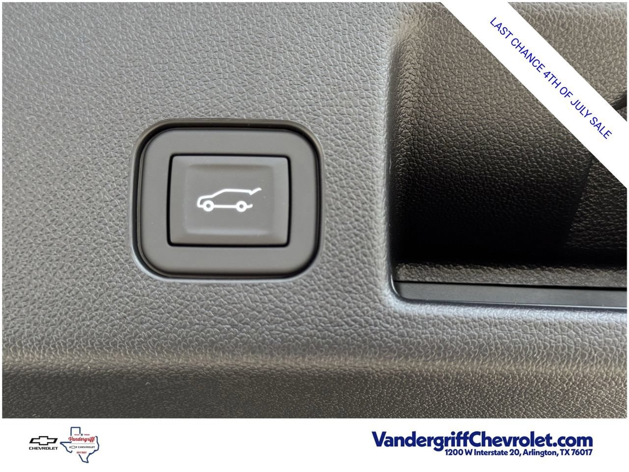 2026 Chevrolet Equinox EV RS - Photo 25