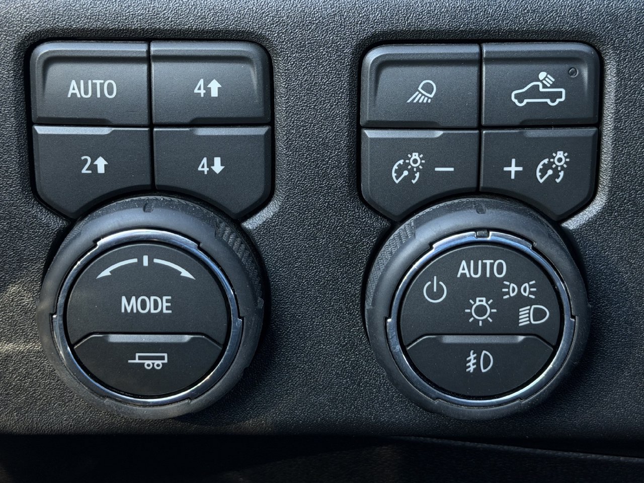 2026 Chevrolet Silverado 2500HD ZR2 - Photo 21