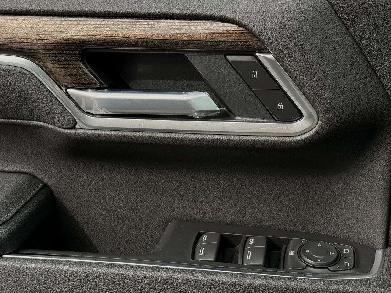 2026 Chevrolet Silverado 1500 LT - Photo 17
